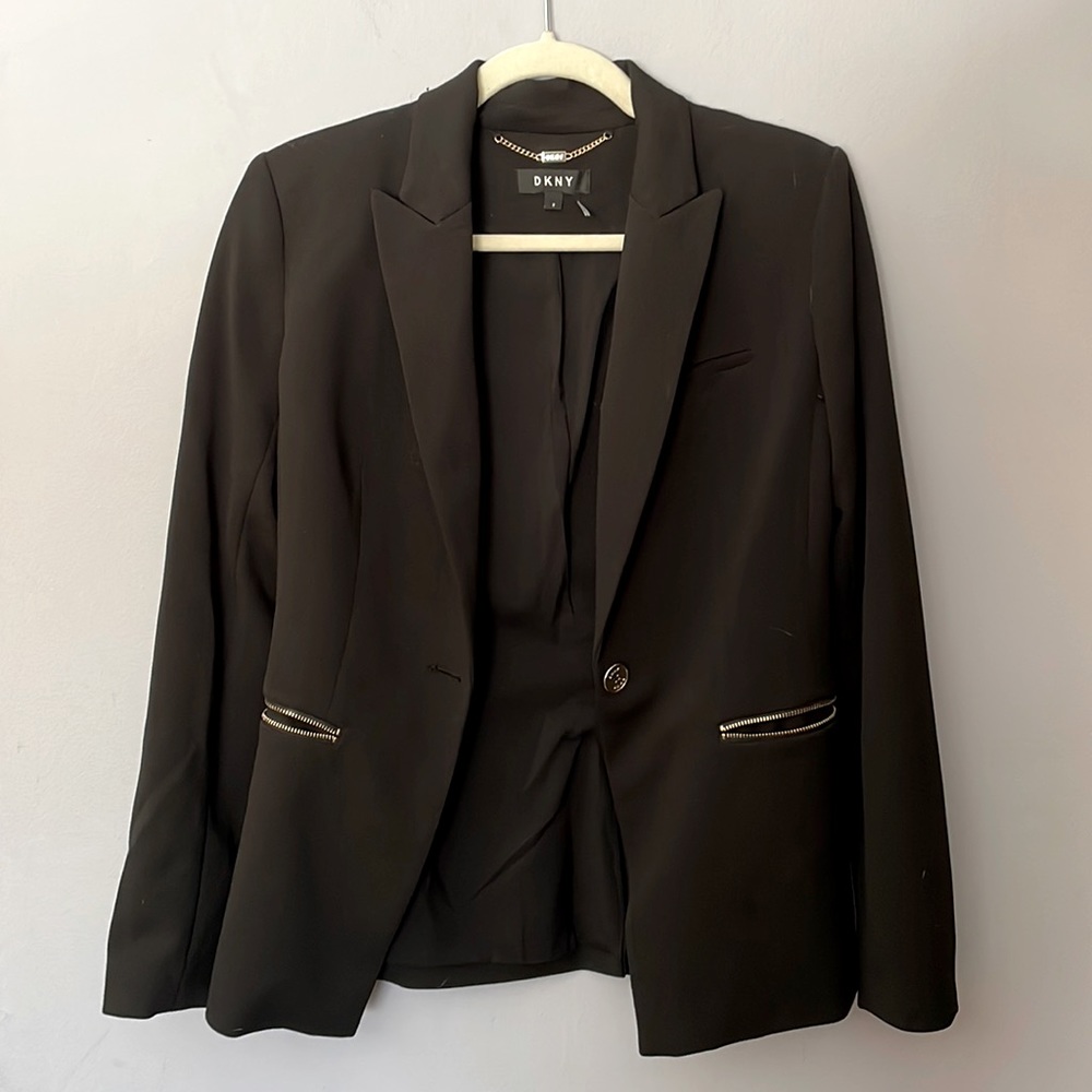DKNY black blazer excellent condition